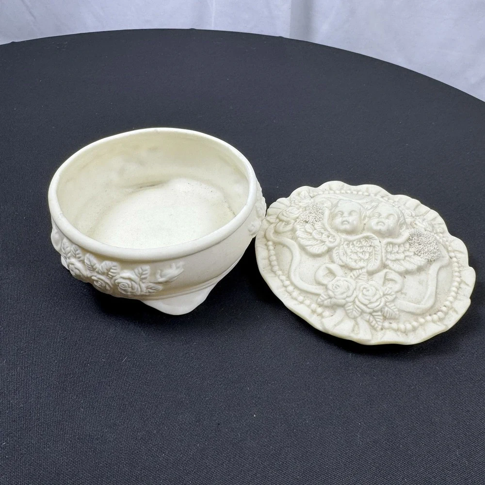 Vintage Trinket Dish White Bisque Cherubs‎ Jewelry with Ruffled Lid Angels Roses